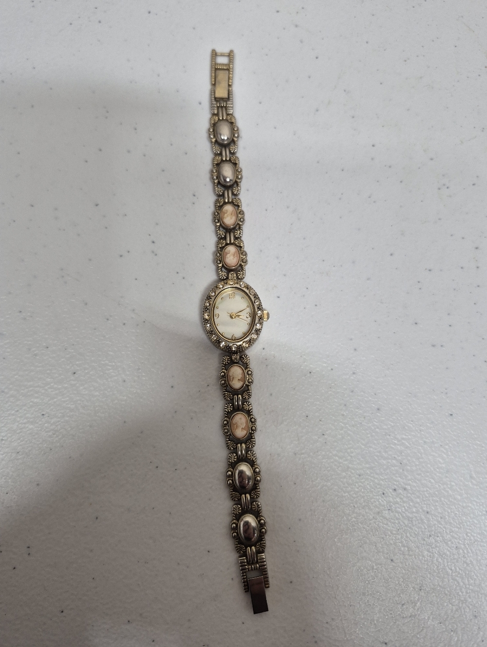 Women's Gold-Tone Cameo Stone Bracelet Watch